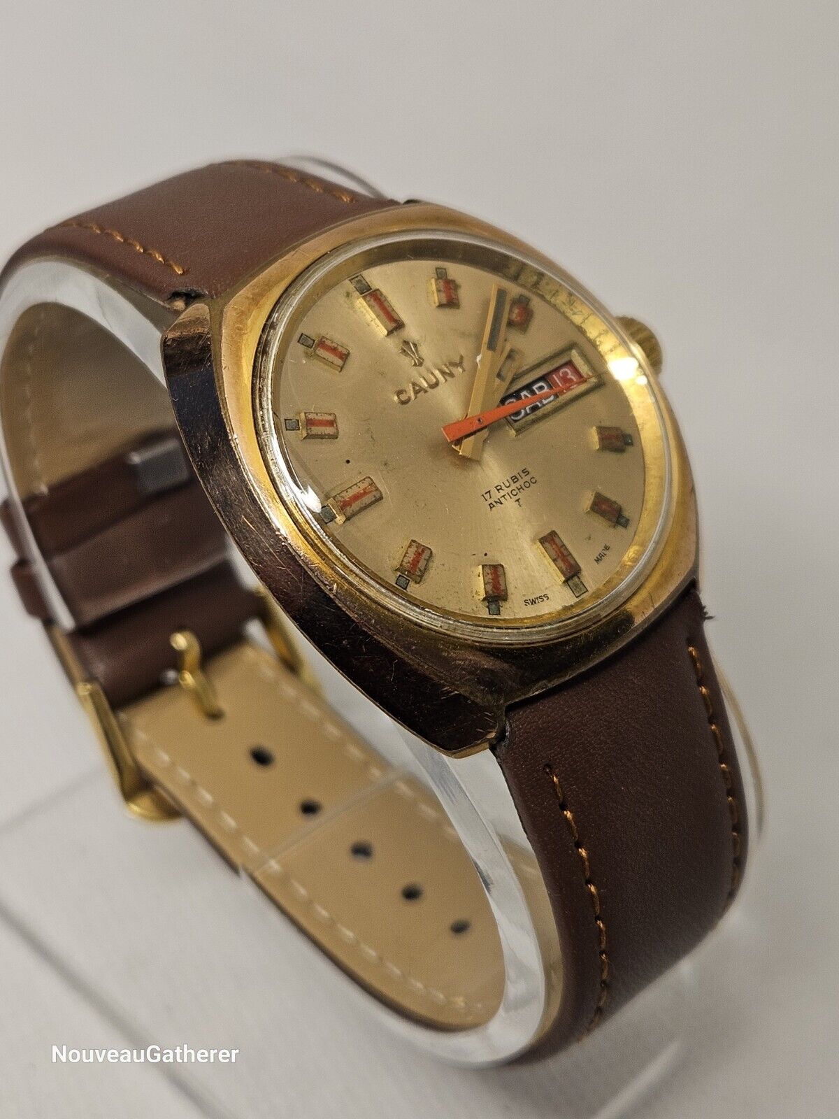 Cauny • Vintage Swiss Watch • Day Date • 17 Jewels • 1970's Mens • Runs