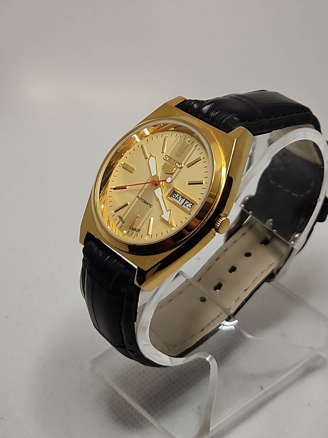 Seiko 5 • Automatic • Vintage • Japan 6039A • 17J Movement