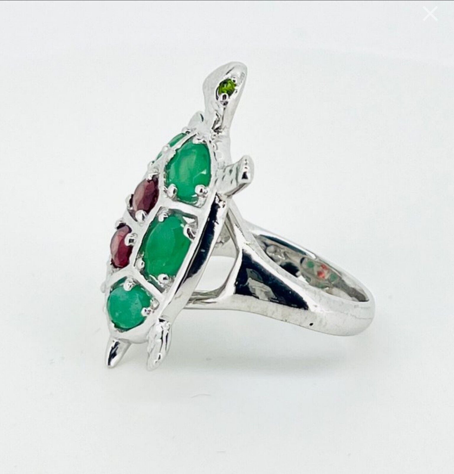 'Honu'• 925 Sterling Silver w Natural Emerald • Size 8.25 • 11.100g  Handcrafted
