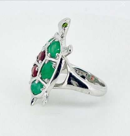 'Honu'• 925 Sterling Silver w Natural Emerald • Size 8.25 • 11.100g  Handcrafted