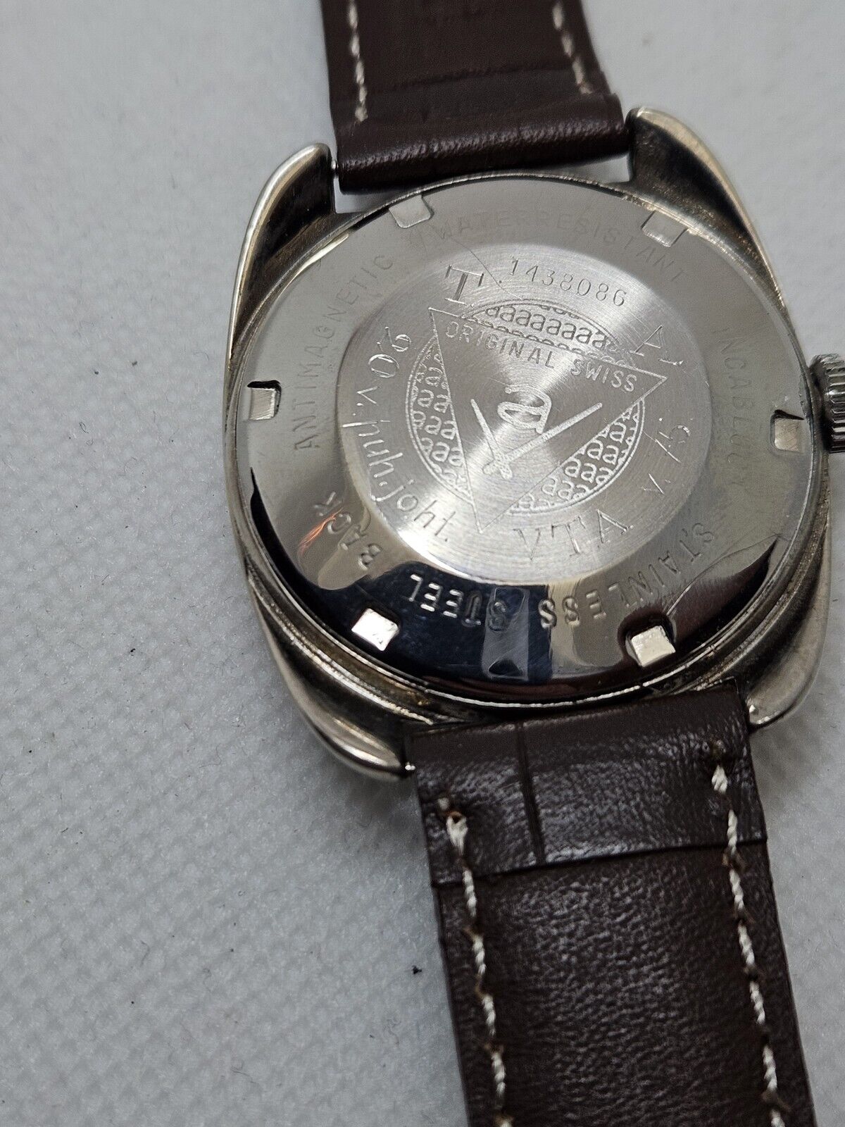 Vintage 70's • ATLANTIC Galleon Watch • 25 J• Date • Central Seconds • Swiss