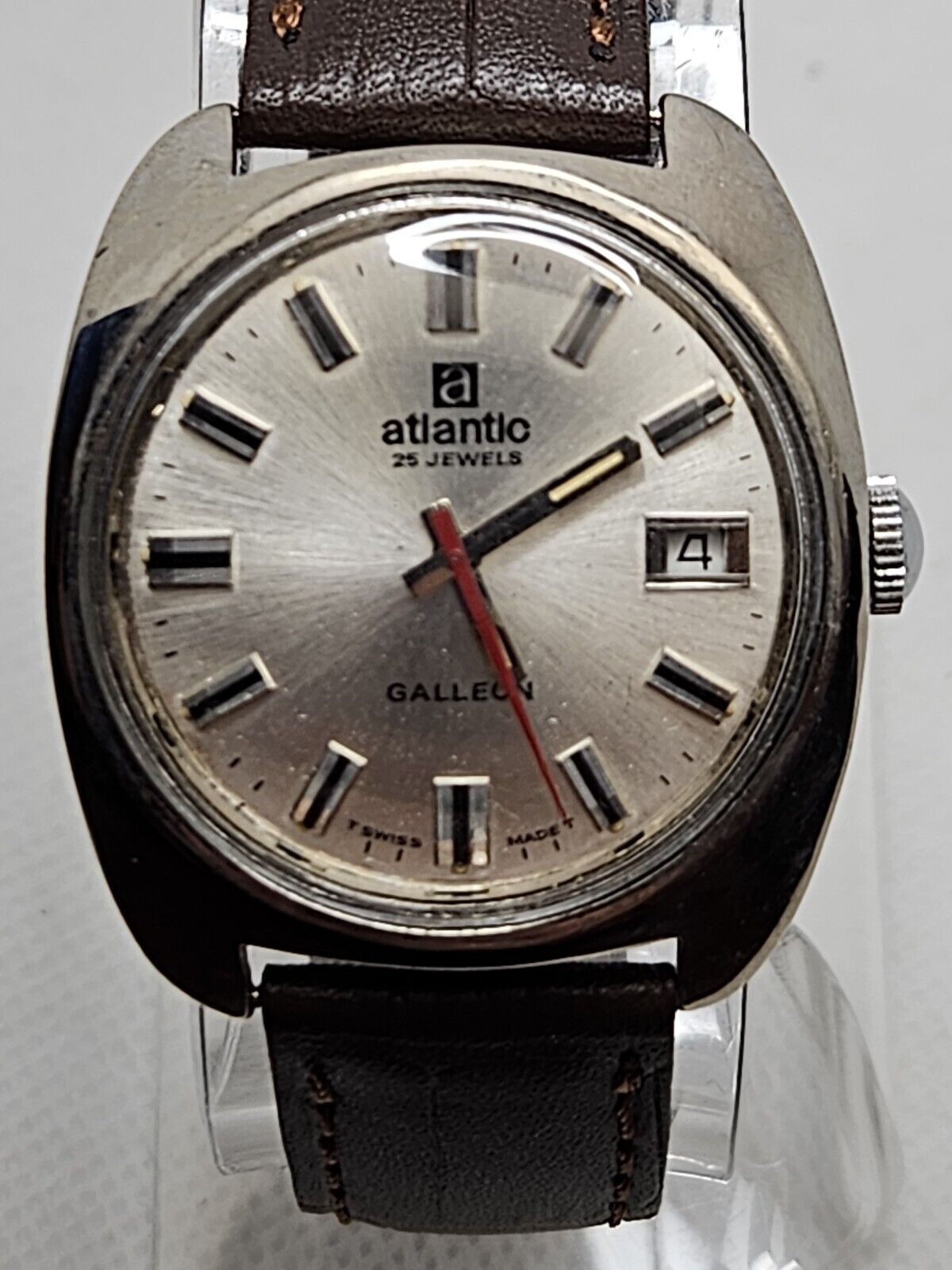 Vintage 70's • ATLANTIC Galleon Watch • 25 J• Date • Central Seconds • Swiss