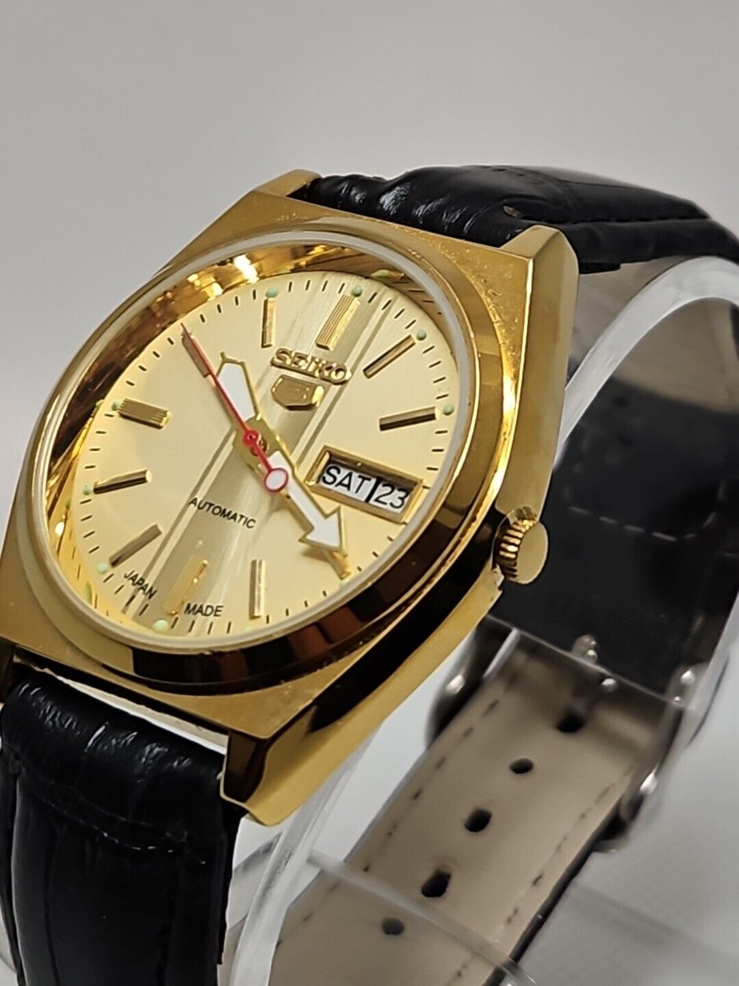 Seiko 5 • Automatic • Vintage • Japan 6039A • 17J Movement
