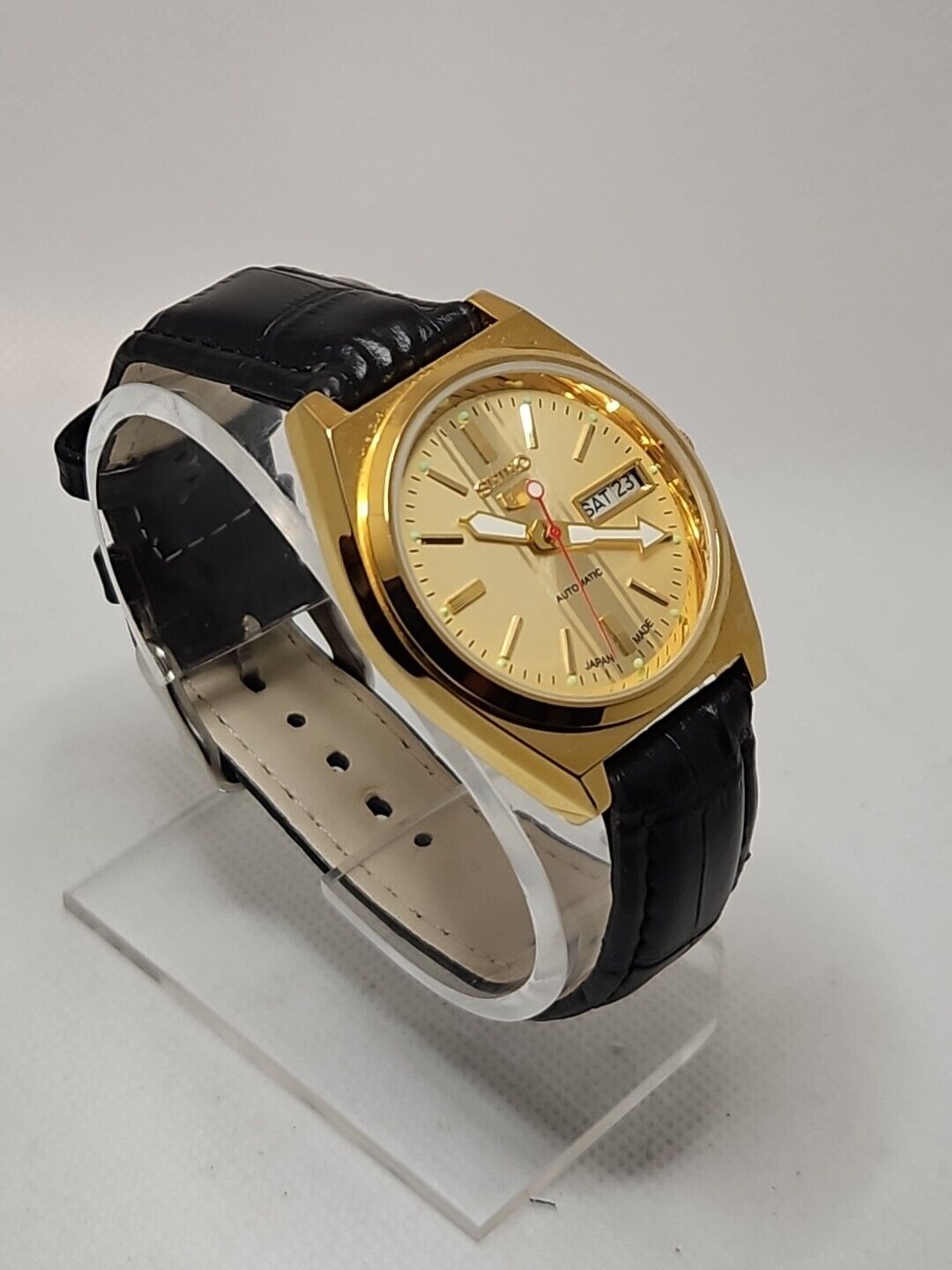 Seiko 5 • Automatic • Vintage • Japan 6039A • 17J Movement