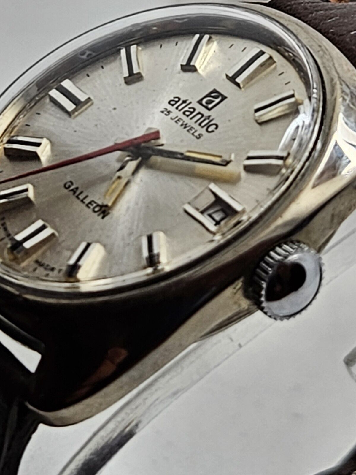 Vintage 70's • ATLANTIC Galleon Watch • 25 J• Date • Central Seconds • Swiss