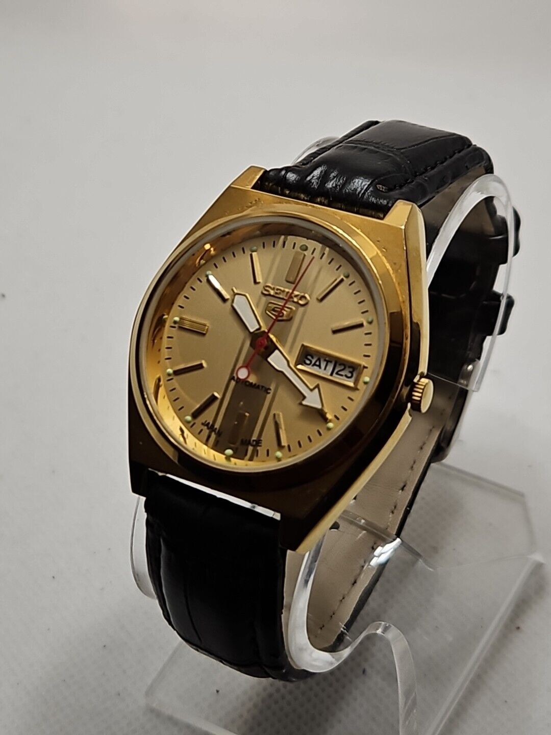 Seiko 5 • Automatic • Vintage • Japan 6039A • 17J Movement
