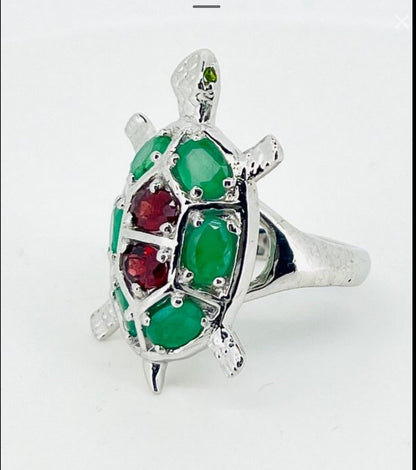 'Honu'• 925 Sterling Silver w Natural Emerald • Size 8.25 • 11.100g  Handcrafted