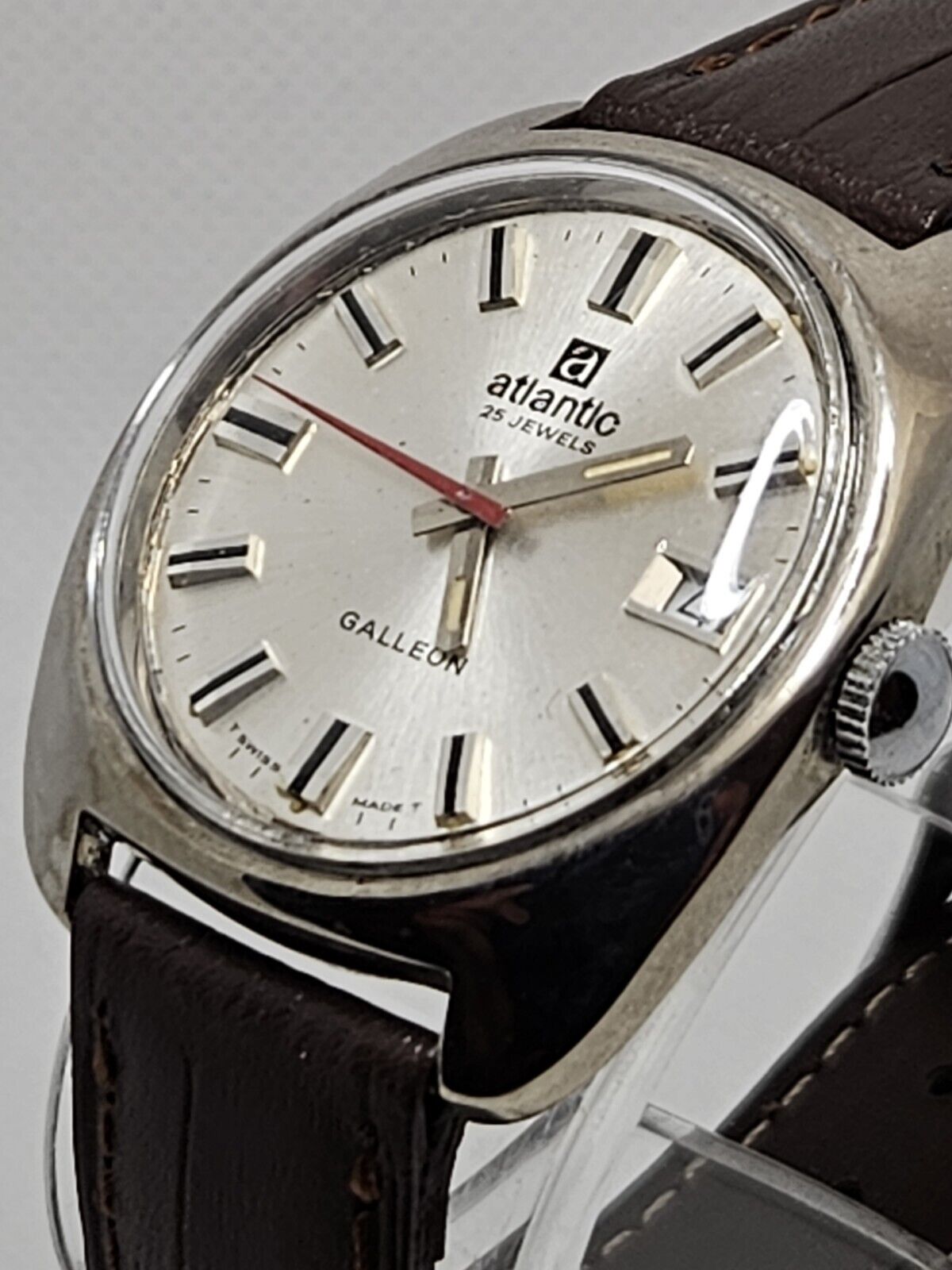 Vintage 70's • ATLANTIC Galleon Watch • 25 J• Date • Central Seconds • Swiss