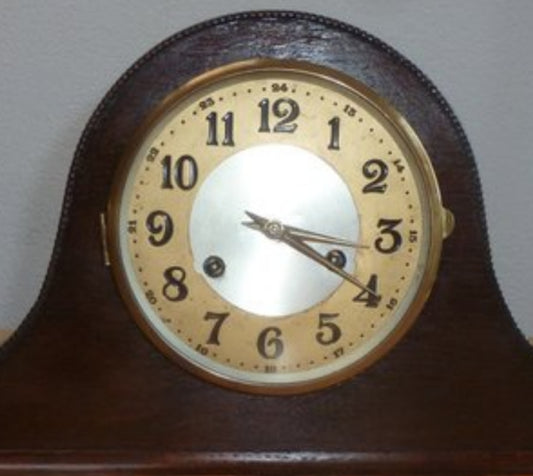 Urgos (Germany) 1930's Mantle Clock - Half Hour Chime w Key - Working Condition