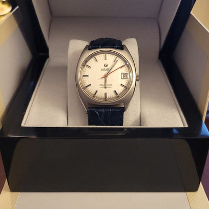 Vintage 60s Roamer Searock Automatic Original Crown, Dial, Hands, Case