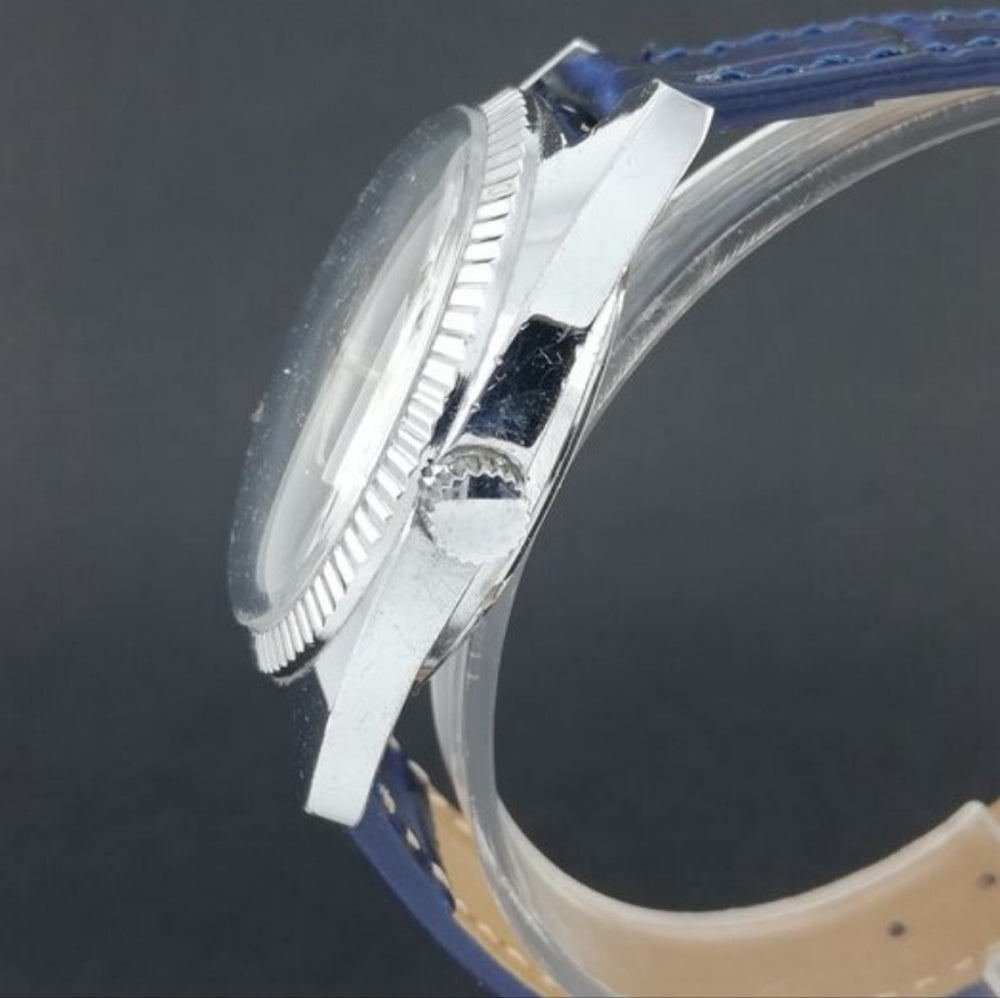 Vintage 70's Lobos De Luxe Engraved Mechanical