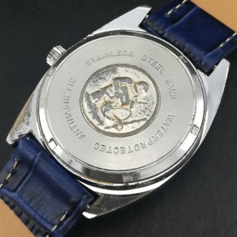 Vintage 70's Lobos De Luxe Engraved Mechanical
