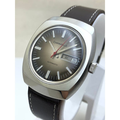 70's Vintage Caravelle Bulova w Day Date & Second Hand ref 687 01 04.6