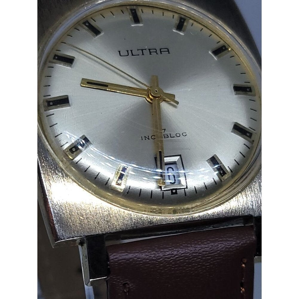 Rare Vintage Ultra Incabloc 17J w Date Ultrathin