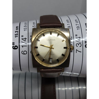 Rare Vintage Ultra Incabloc 17J w Date Ultrathin