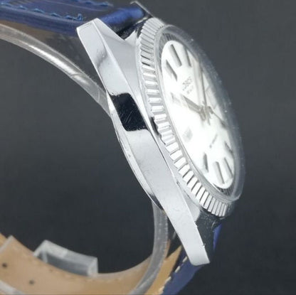 Vintage 70's Lobos De Luxe Engraved Mechanical