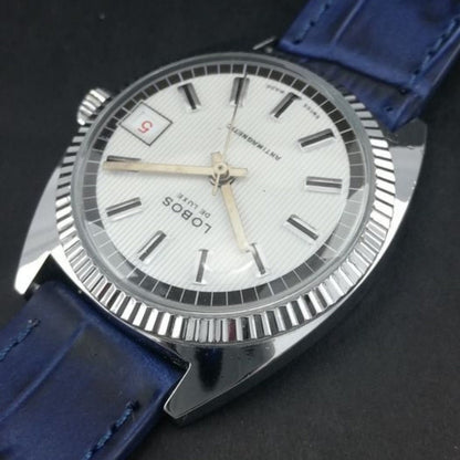 Vintage 70's Lobos De Luxe Engraved Mechanical