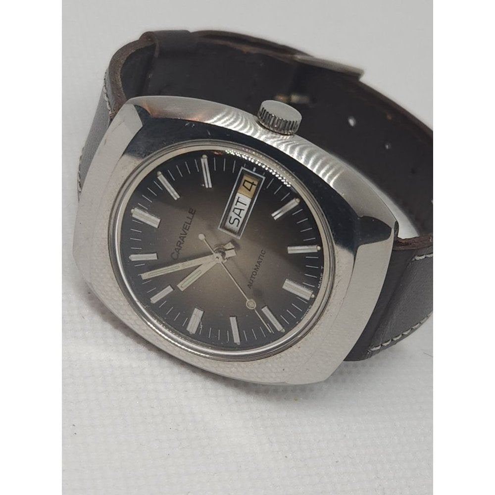 70's Vintage Caravelle Bulova w Day Date & Second Hand ref 687 01 04.6