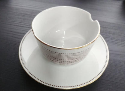 Hutschenreuther Arzberg Bavaria Porcelain Vintage Luxury Tea Set Mid 20th. Century