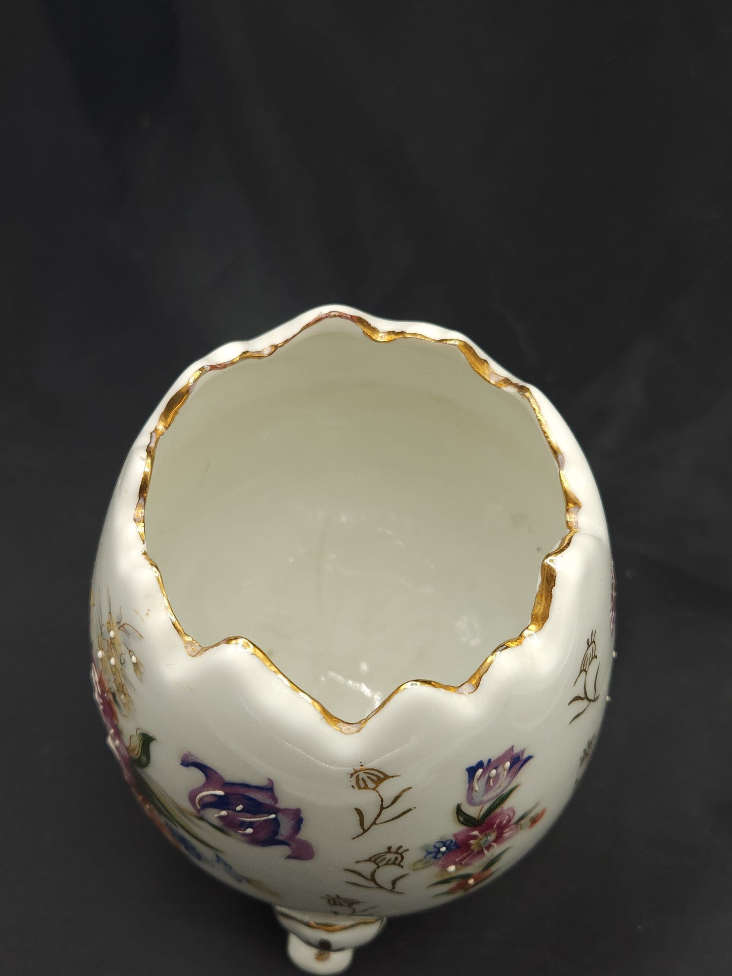 Vintage 1950s Napco Footed Porcelain Egg Vase