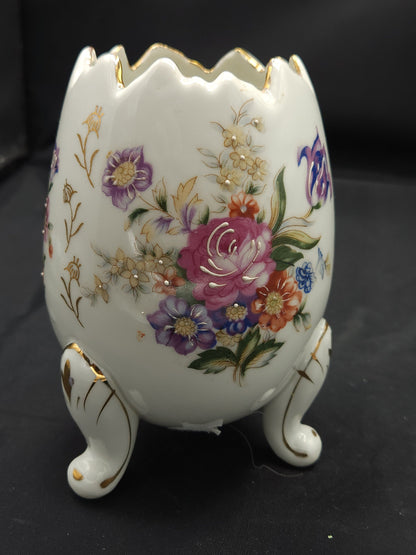 Vintage 1950s Napco Footed Porcelain Egg Vase