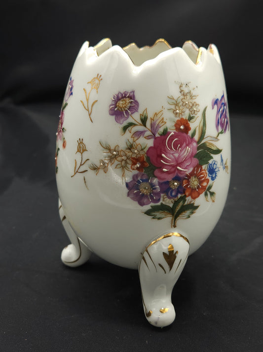 Vintage 1950s Napco Footed Porcelain Egg Vase