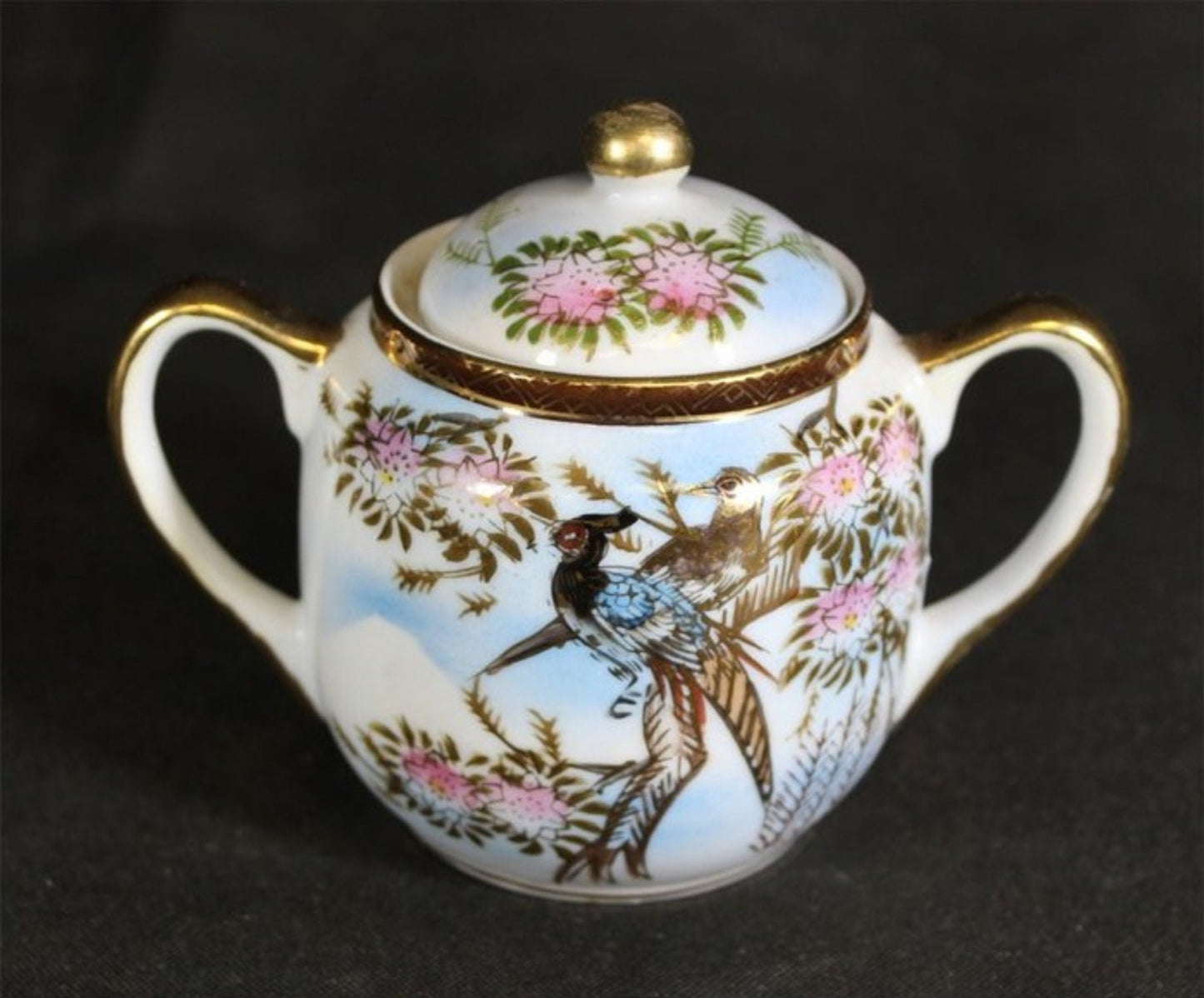 Vintage Kutani Porcelain Tea Set 20th Century Milk Jug, Sugar and Cups